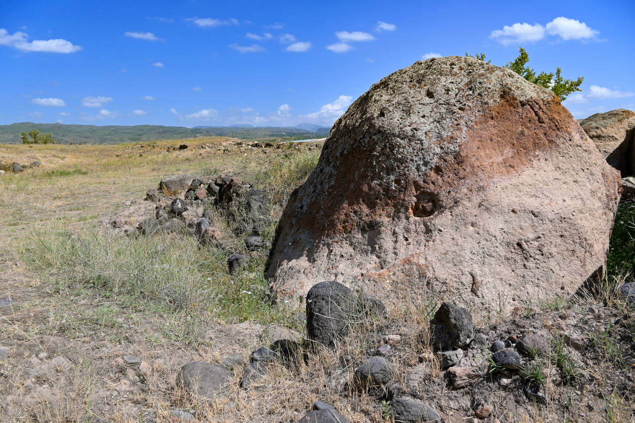 Окрестности села Агарак, image of landscape/habitat.