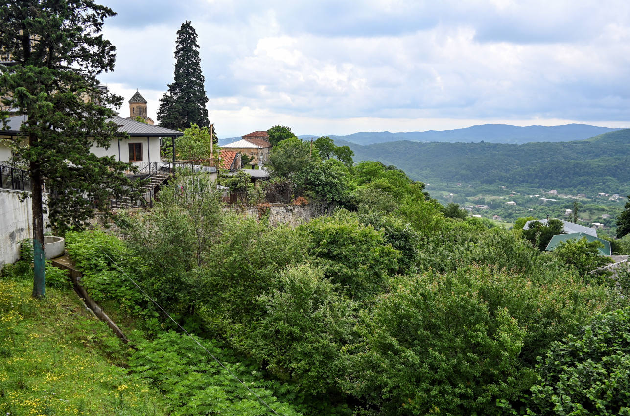 Гелатский монастырь, изображение ландшафта.