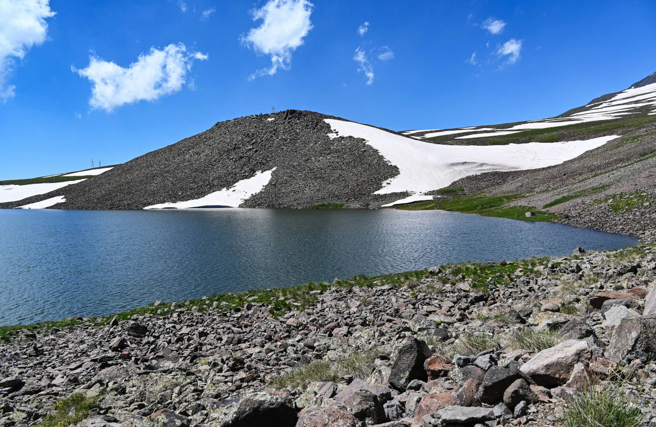 Озеро Кари, image of landscape/habitat.