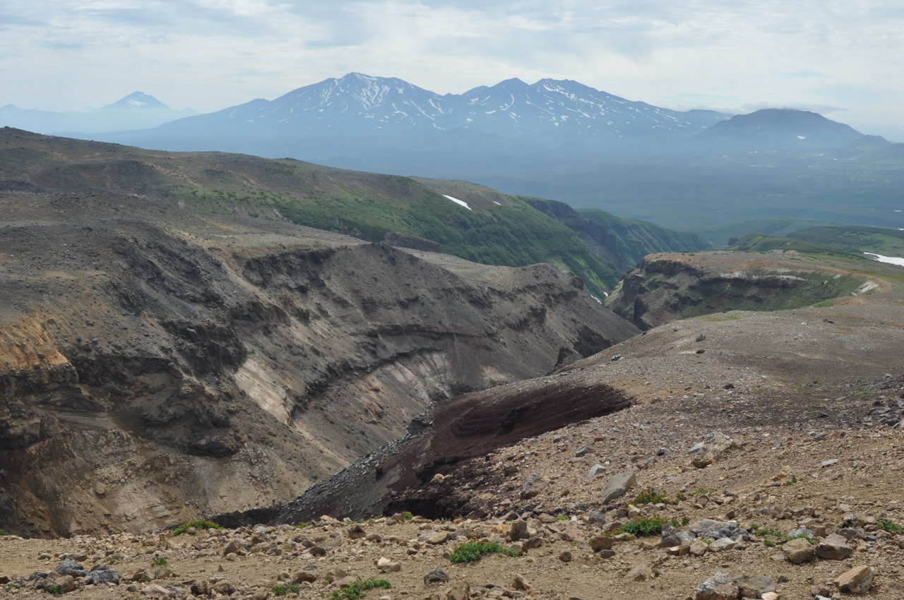 Вулкан Мутновский, image of landscape/habitat.