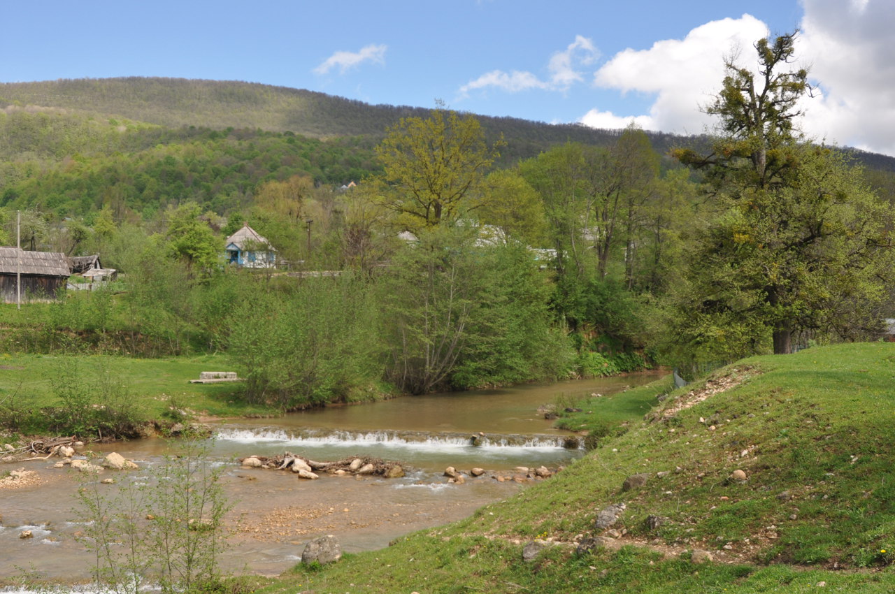 Мезмай, image of landscape/habitat.