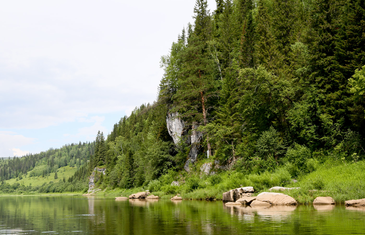 Камень Плакун и его окрестности, изображение ландшафта.