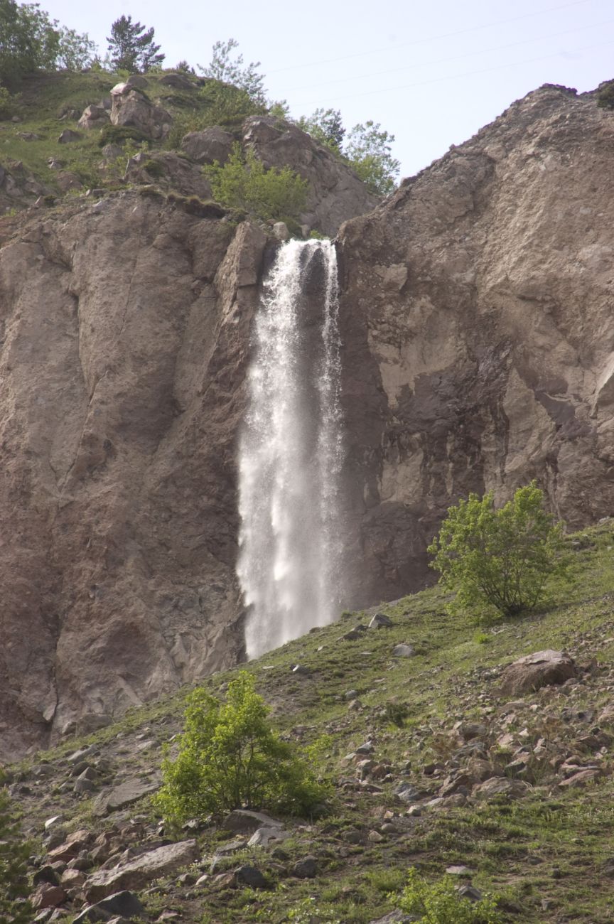 Ручей Нижний Малый Азау, image of landscape/habitat.