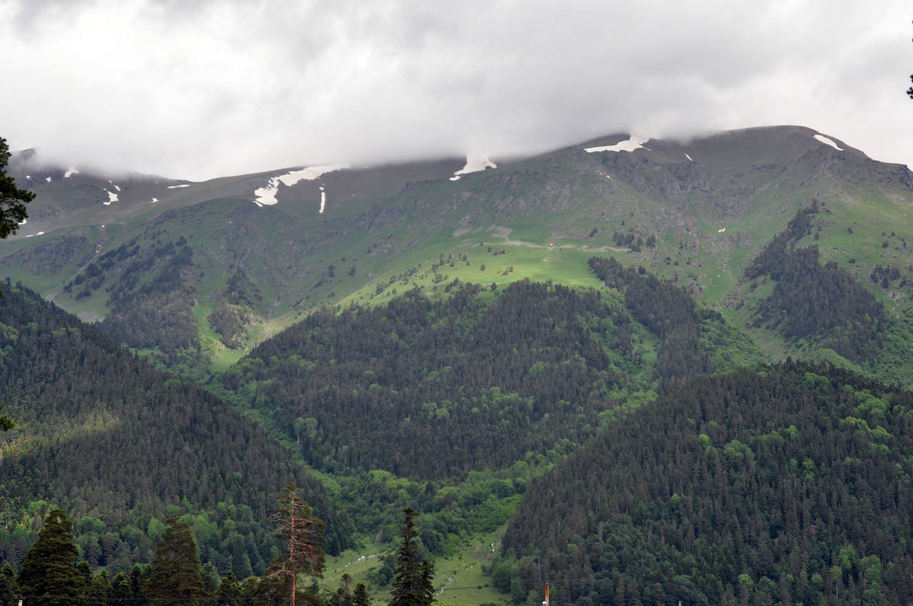 Хребет Абишира-Ахуба, image of landscape/habitat.