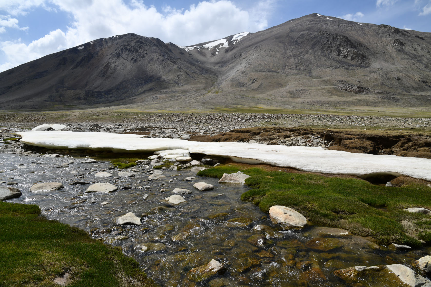 Кой-Тезек, image of landscape/habitat.