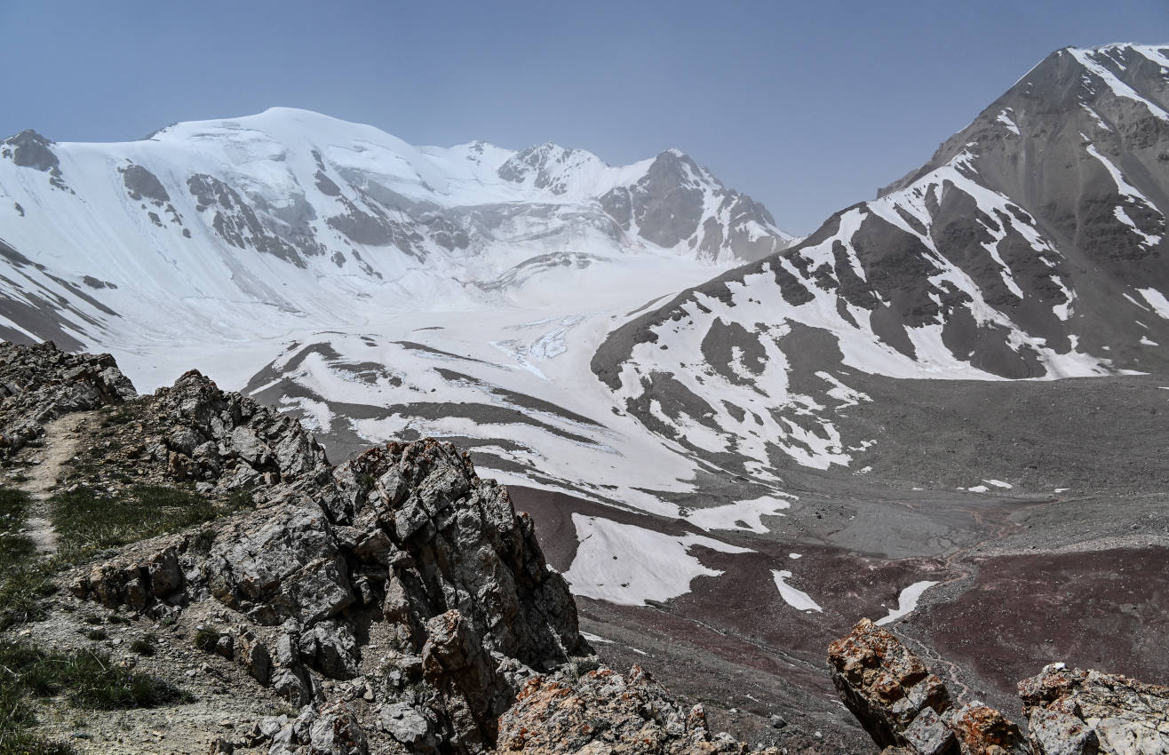 Гребень пика Петровского, image of landscape/habitat.