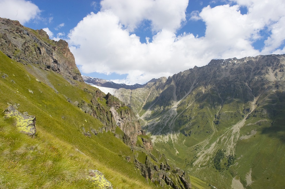 Долина реки Терскол, image of landscape/habitat.