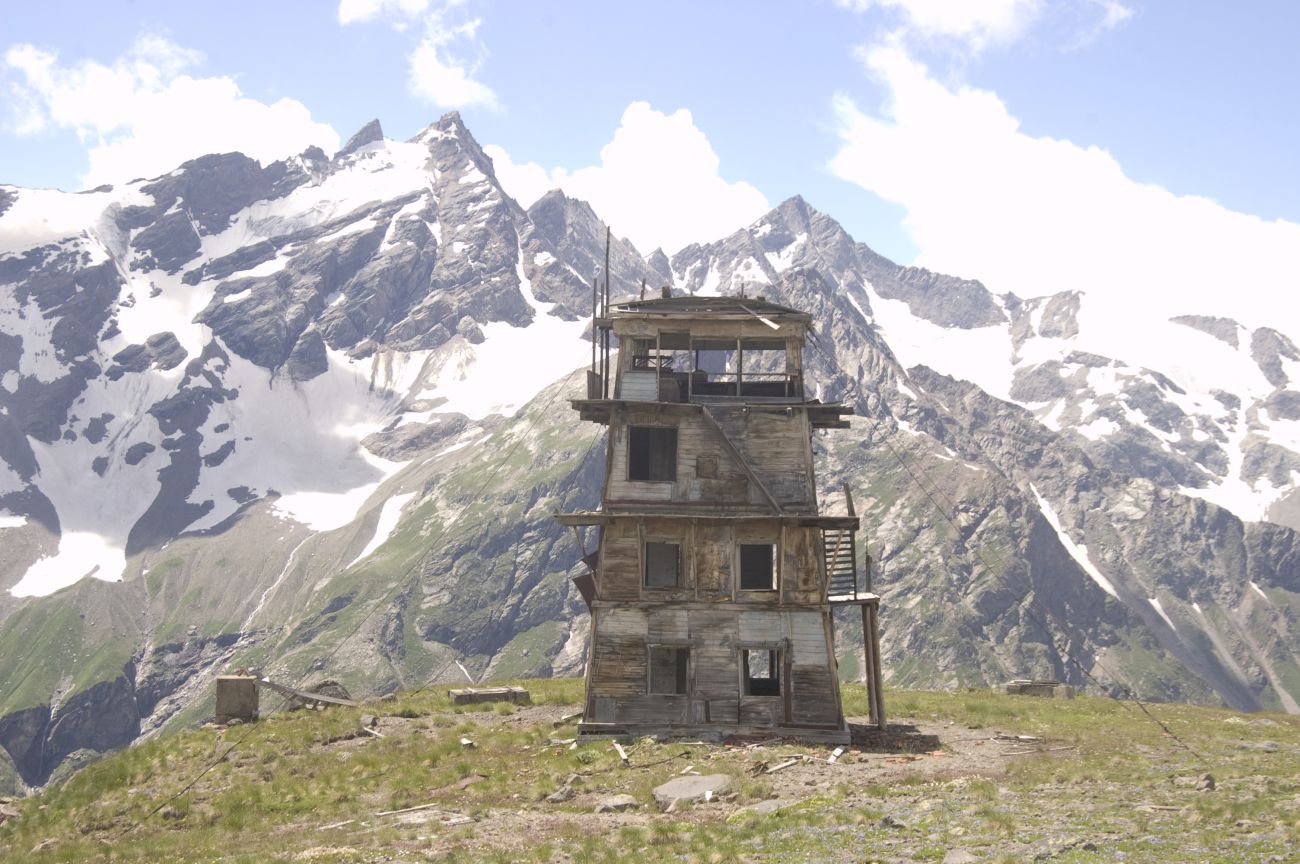 Северный склон горы Чегет, image of landscape/habitat.