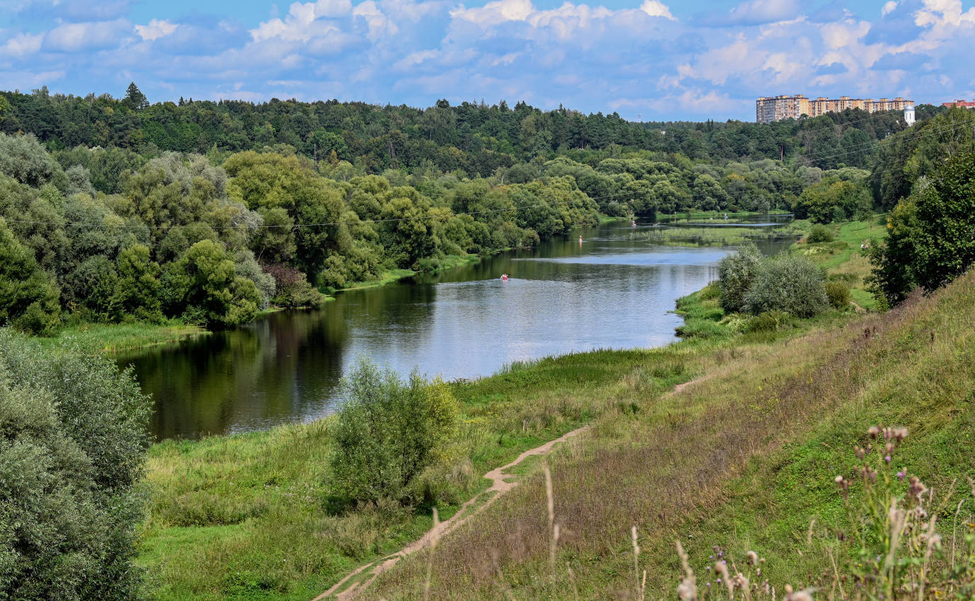 Окрестности города Звенигород, изображение ландшафта.