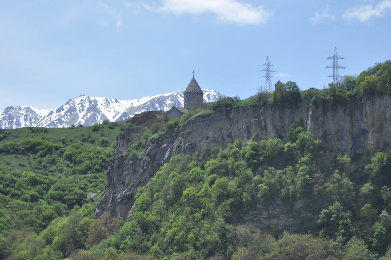 Ущелье реки Воротан, изображение ландшафта.