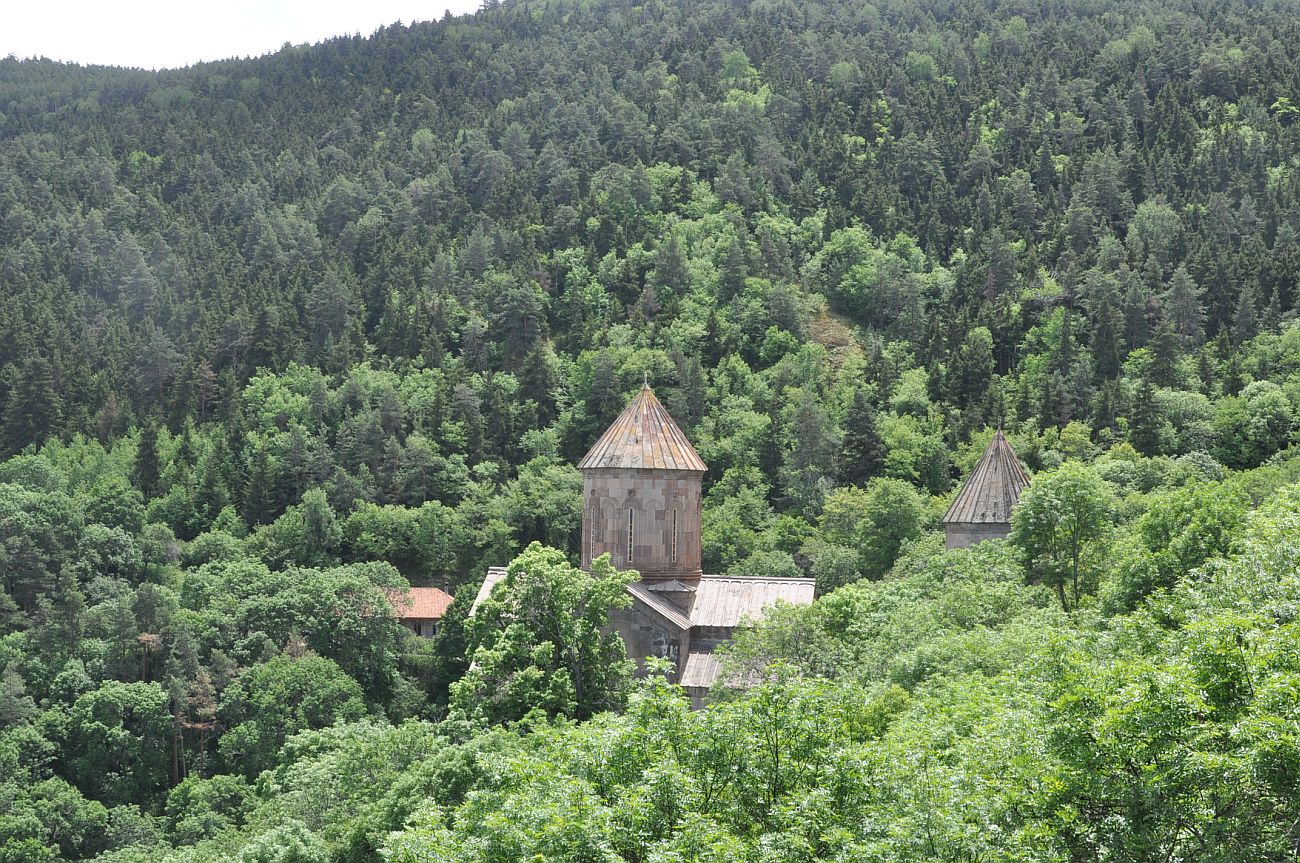 Окрестности монастыря Сапара, image of landscape/habitat.