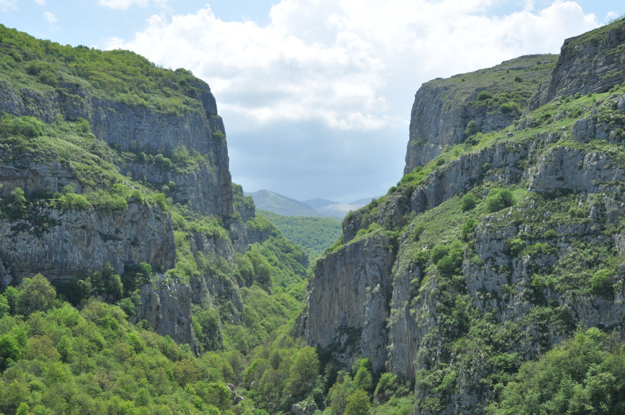 Унотское ущелье, image of landscape/habitat.