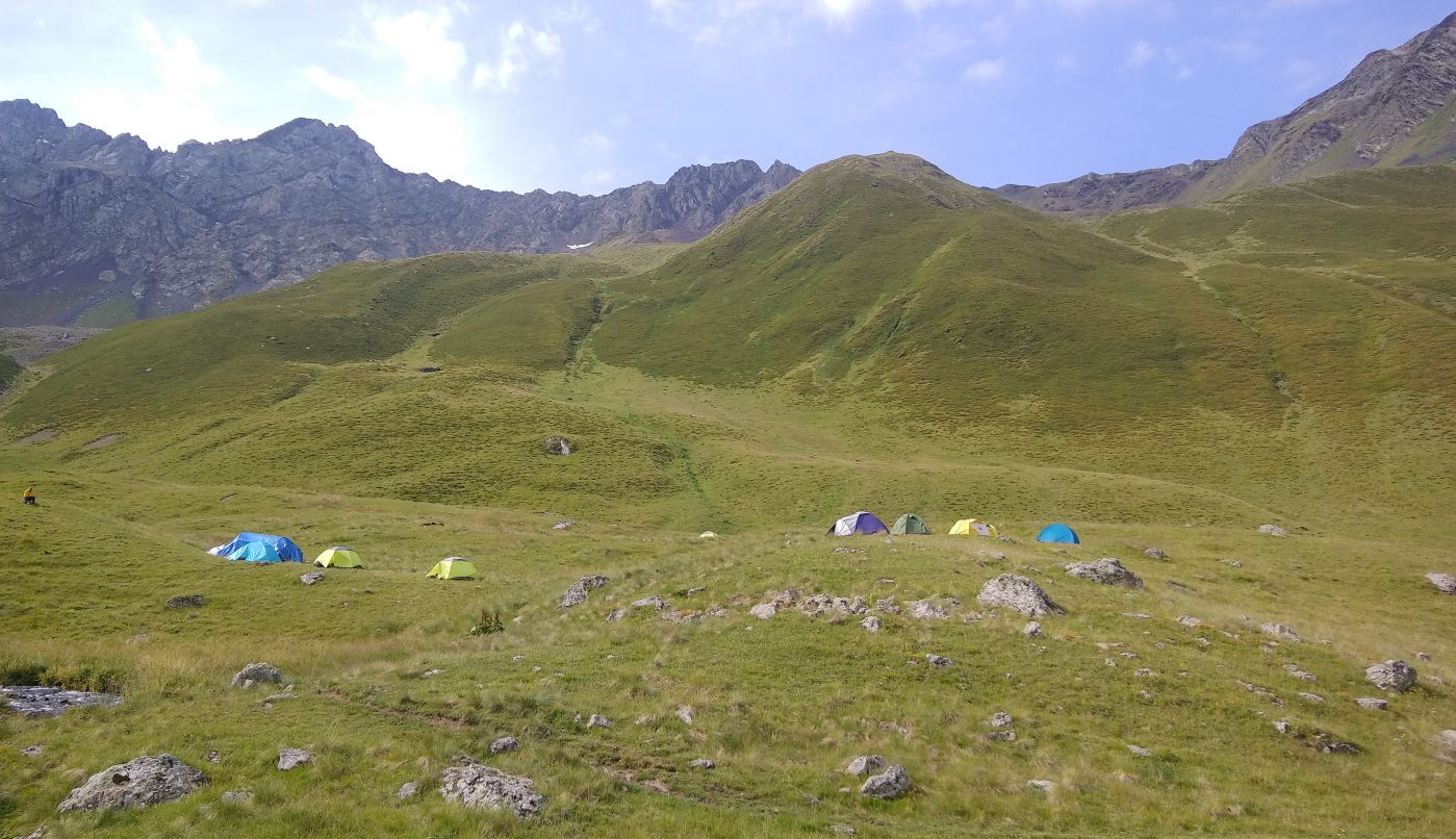 Долина ручья Чаухицхали, image of landscape/habitat.