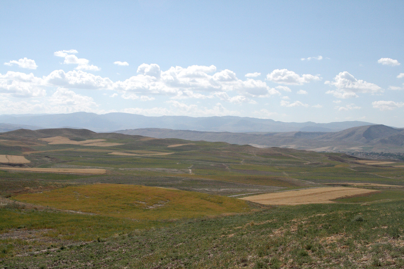 Окр. Пачкамарского водохранилища, image of landscape/habitat.