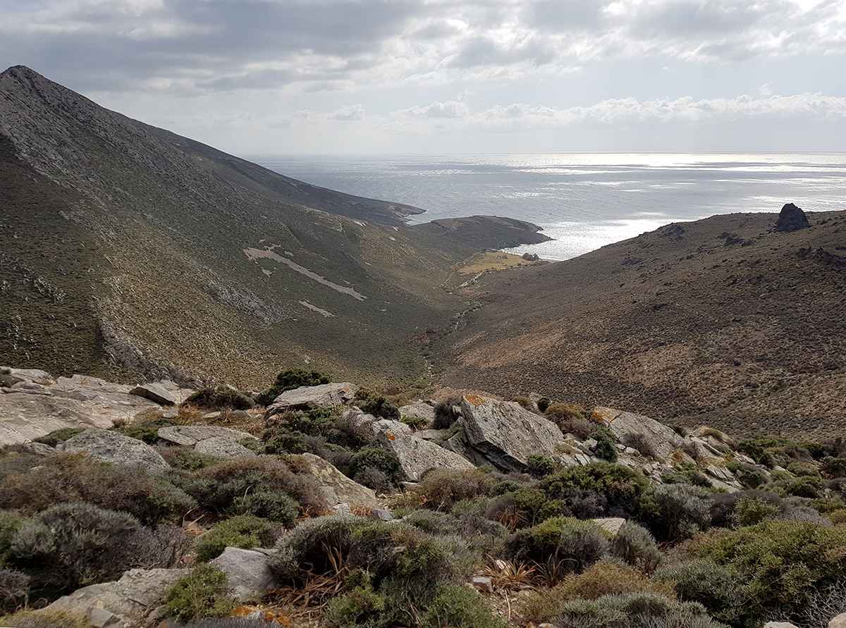 Остров Сирос, image of landscape/habitat.