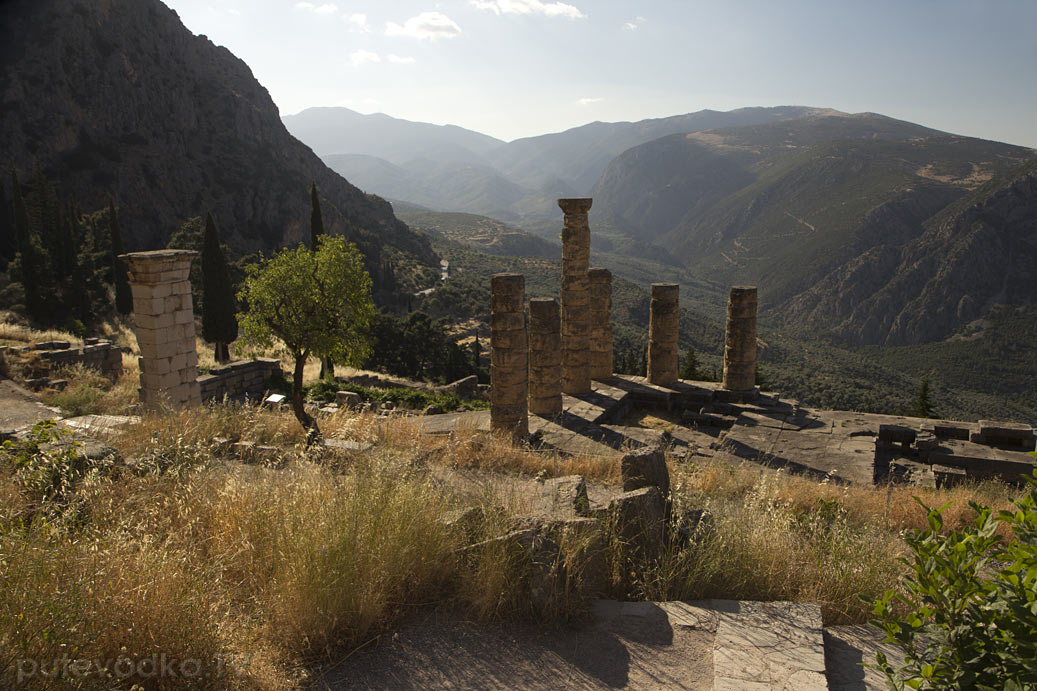 Дельфы, image of landscape/habitat.