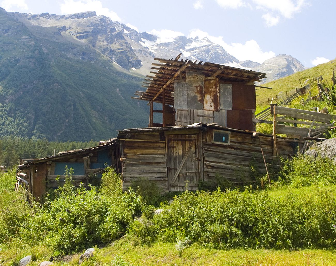 Посёлок Терскол, image of landscape/habitat.