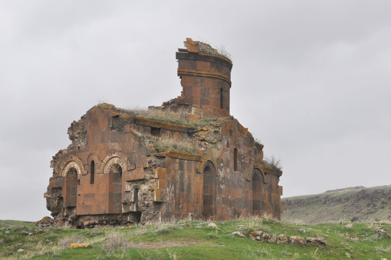 Окрестности монастыря Хоромос, image of landscape/habitat.