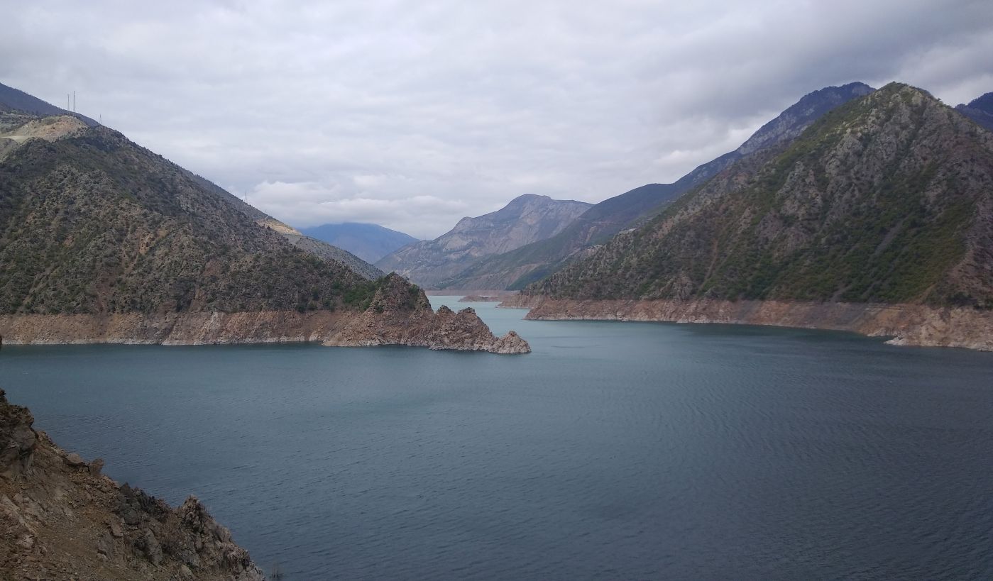 Чорохское водохранилище, image of landscape/habitat.