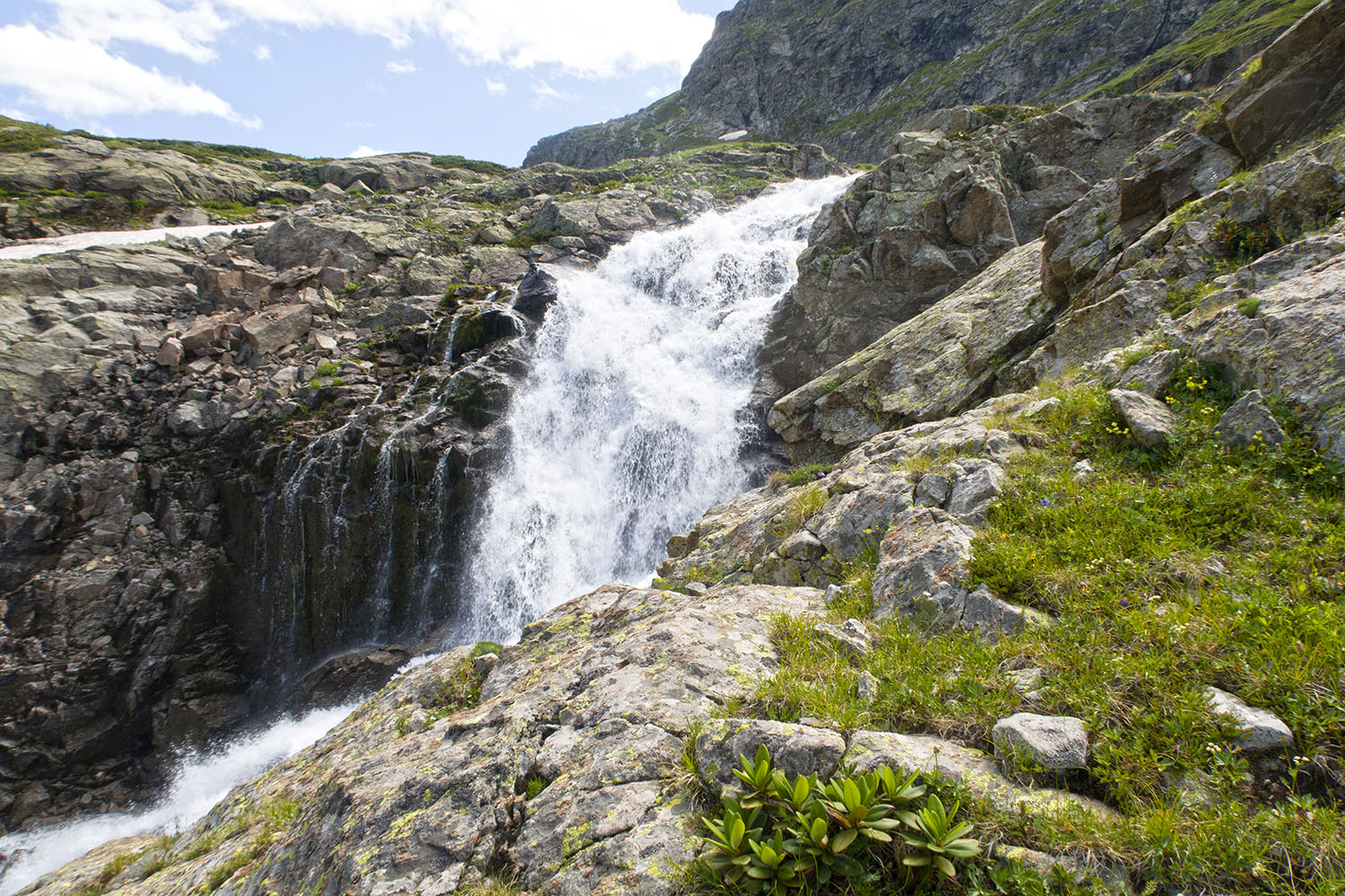 Верхний Имеретинский водопад, image of landscape/habitat.