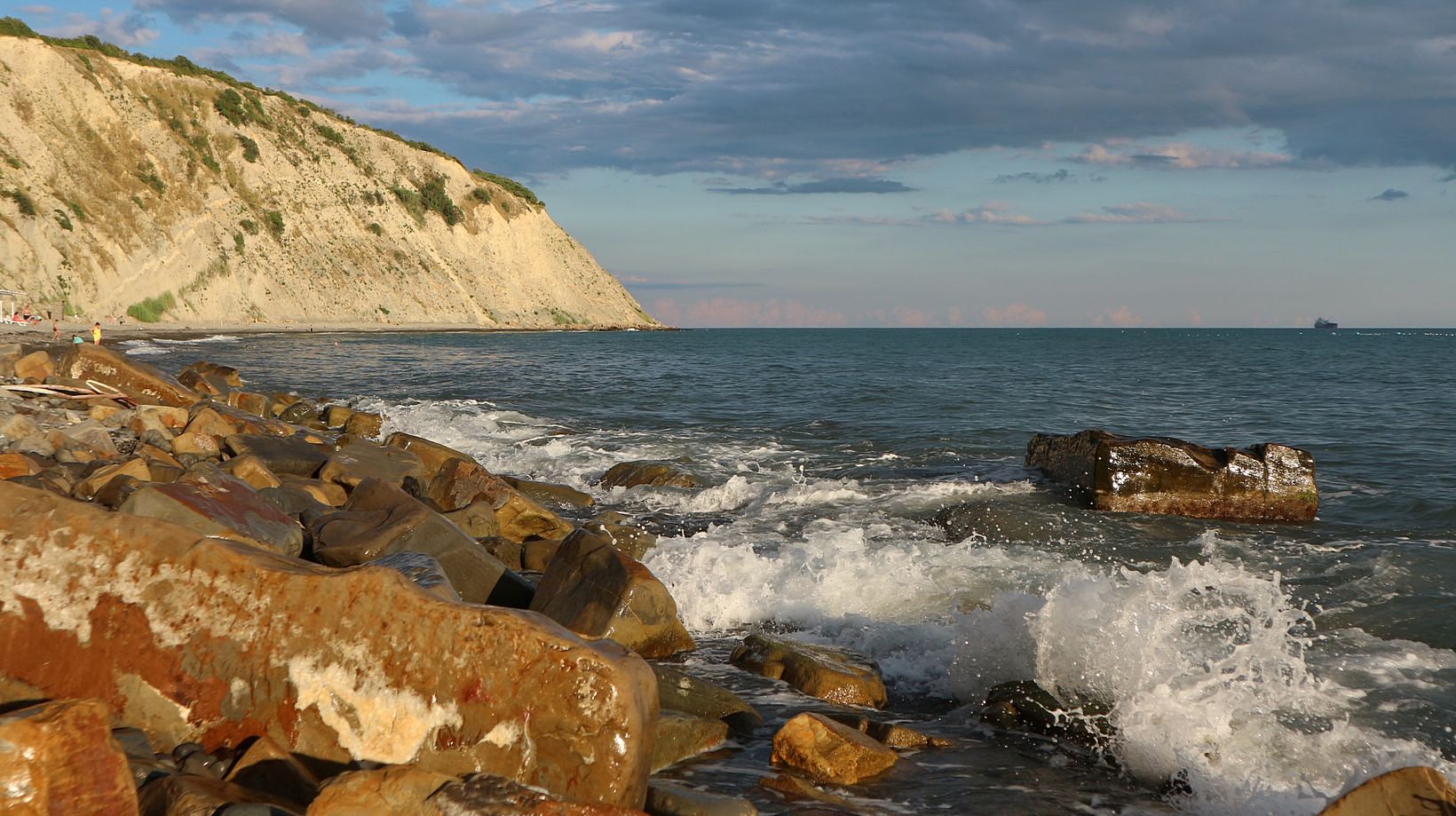 Широкая Балка, image of landscape/habitat.