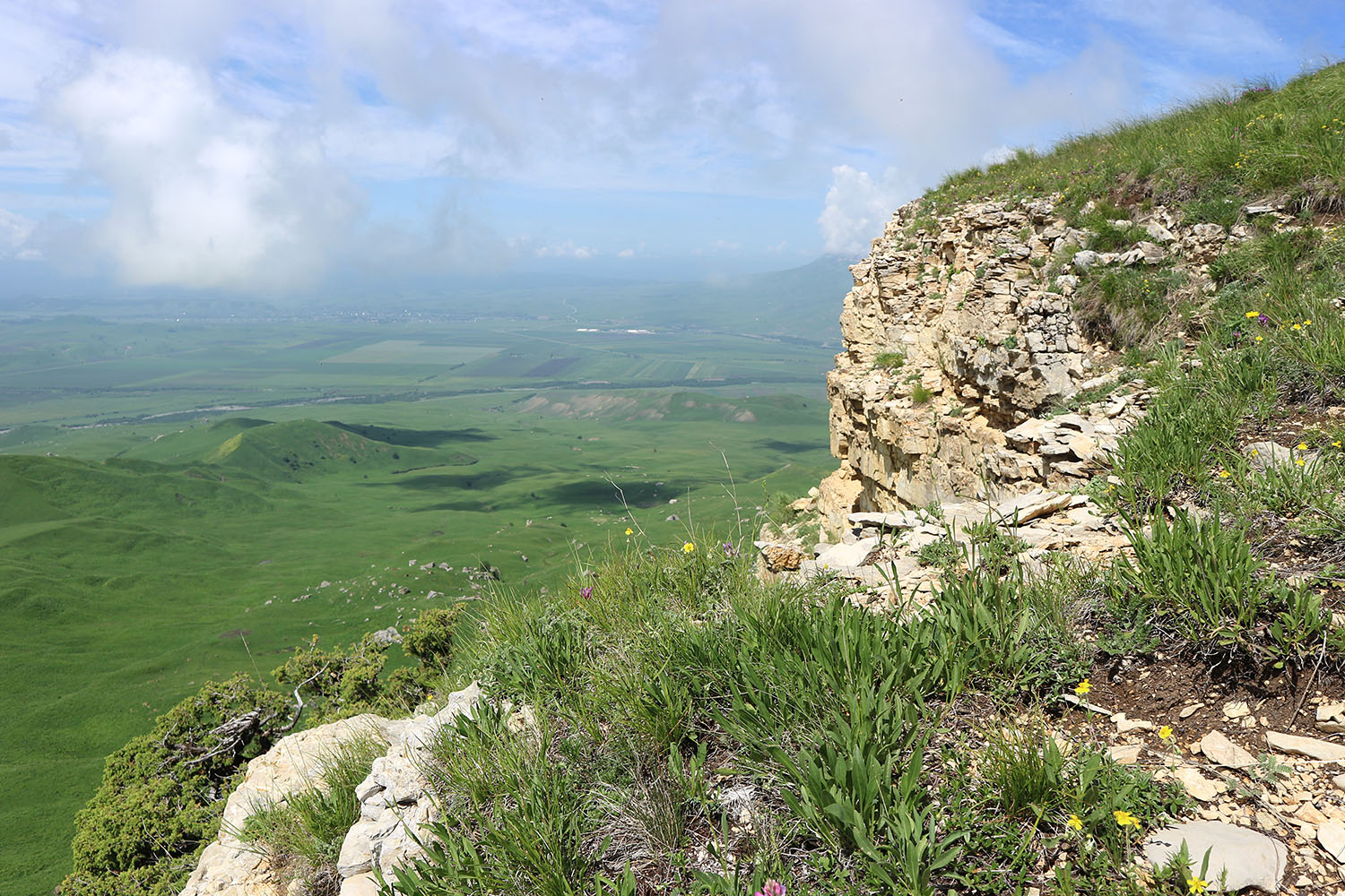 Джисса, image of landscape/habitat.