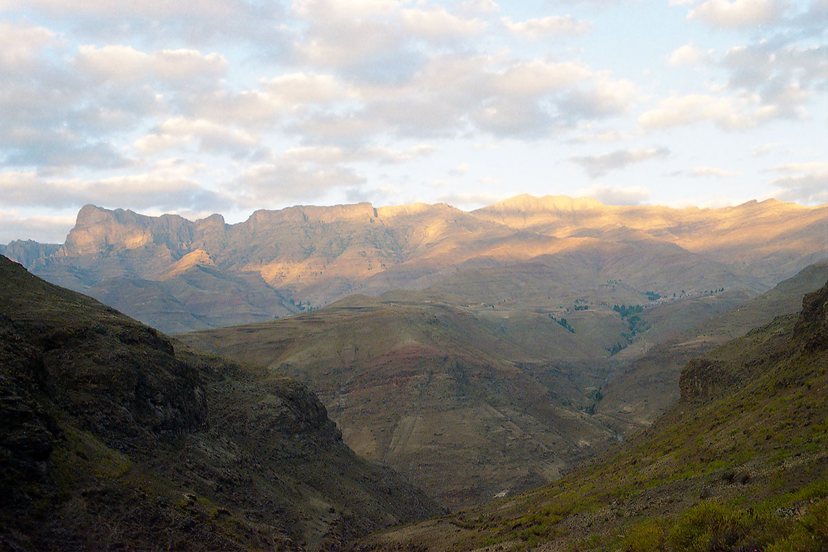 Горы Сымен, image of landscape/habitat.