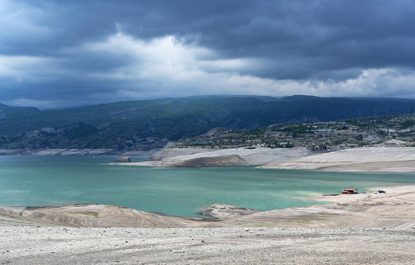 Долина Чиркейского водохранилища, image of landscape/habitat.