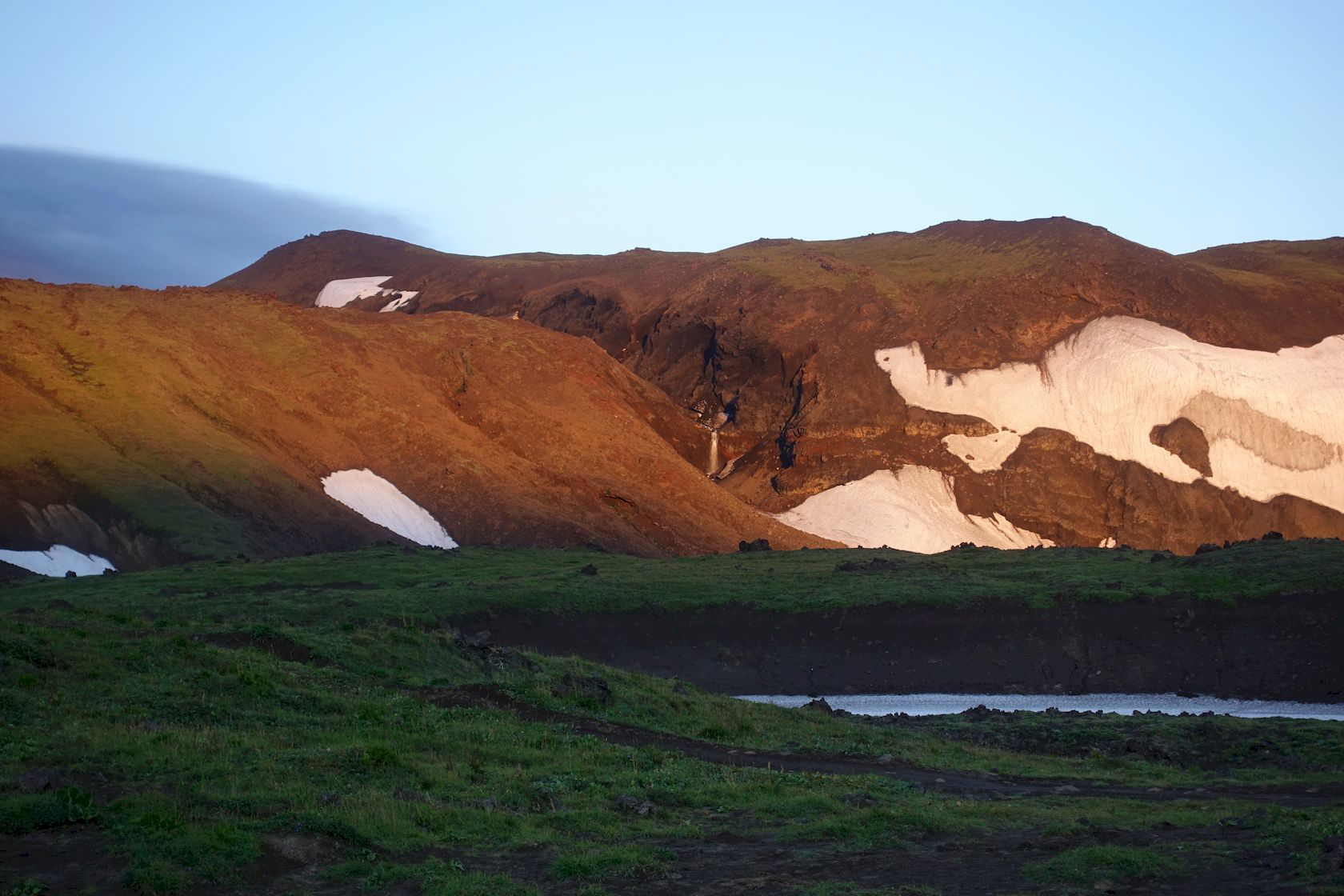 Стоянка у вулкана Горелый, image of landscape/habitat.