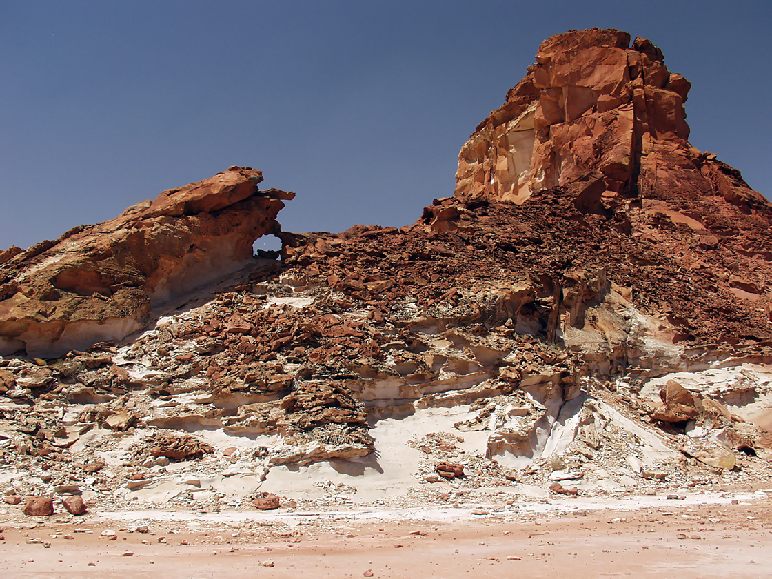 Rainbow Valley, image of landscape/habitat.