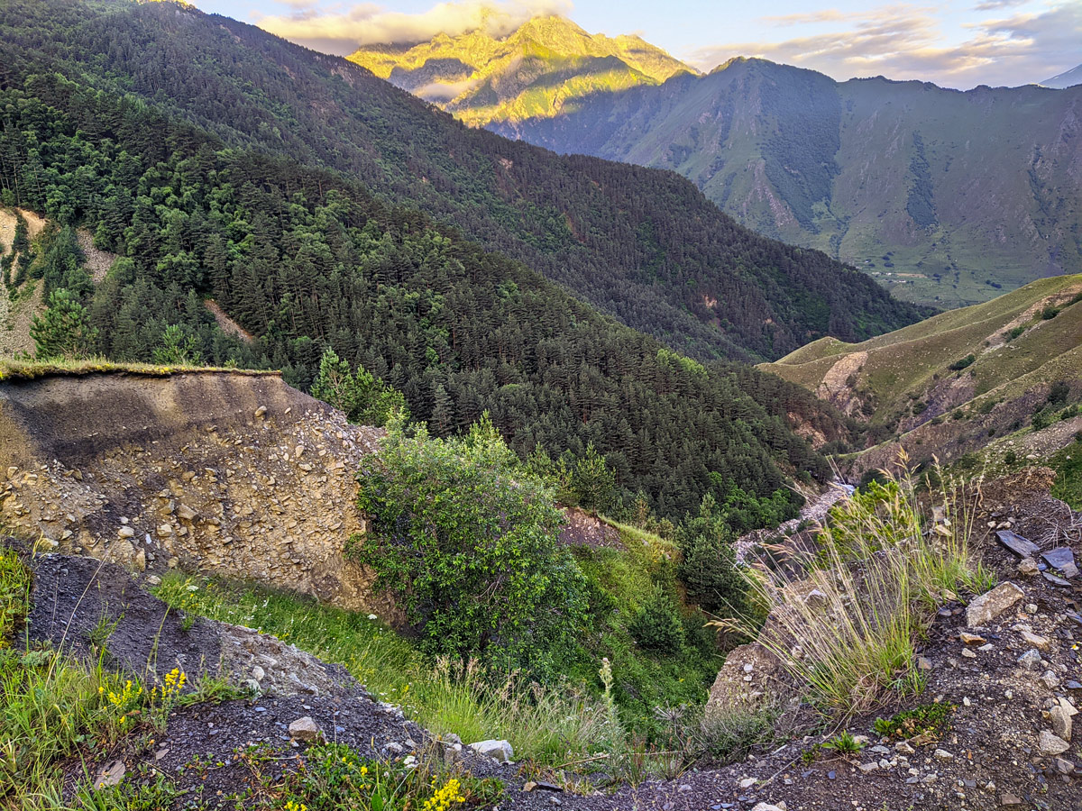 Долина реки Гулардон, image of landscape/habitat.