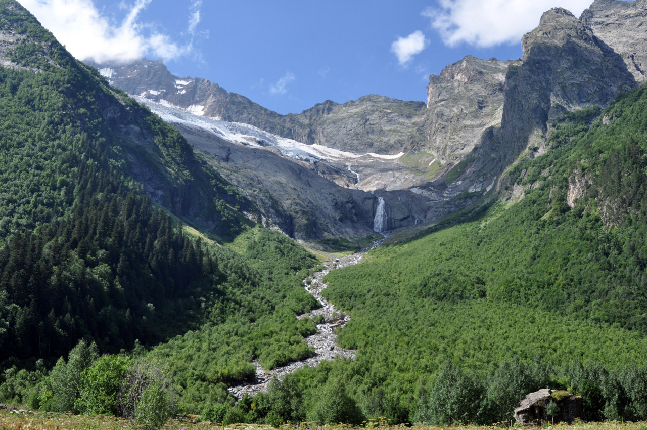 Окрестности поселка Домбай, image of landscape/habitat.