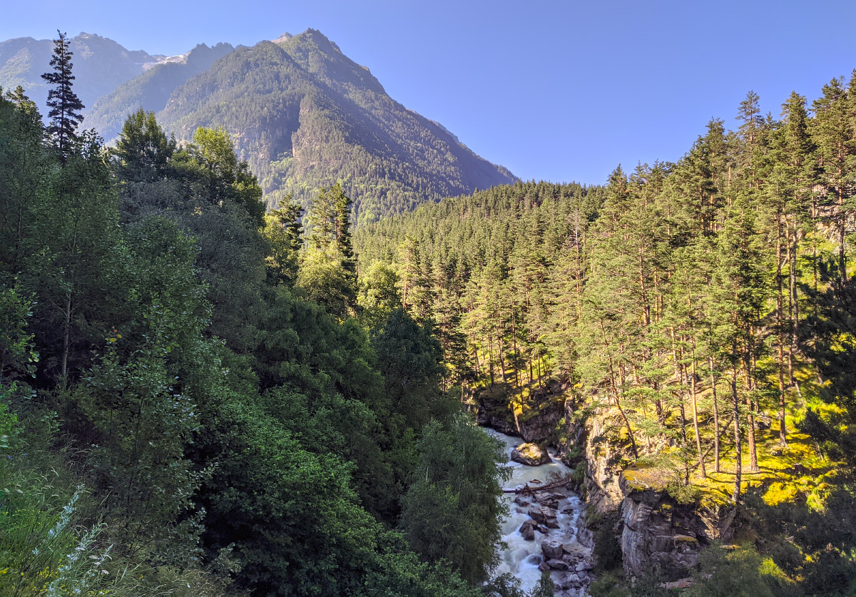 Долина реки Уллу-Кам, изображение ландшафта.