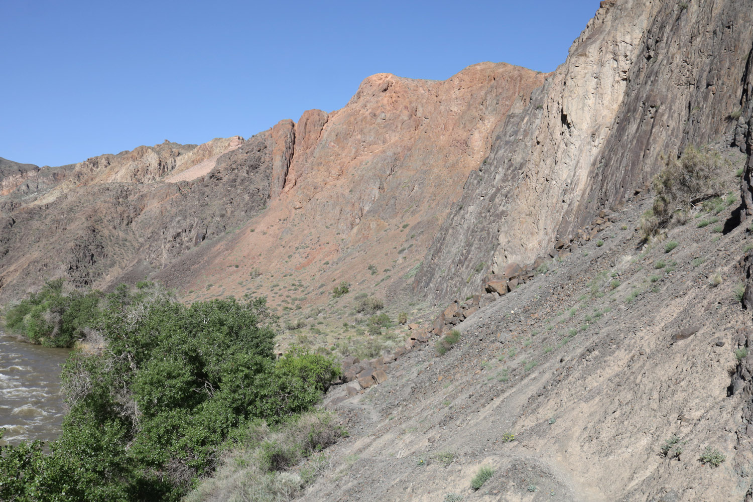 Долина Замков, image of landscape/habitat.