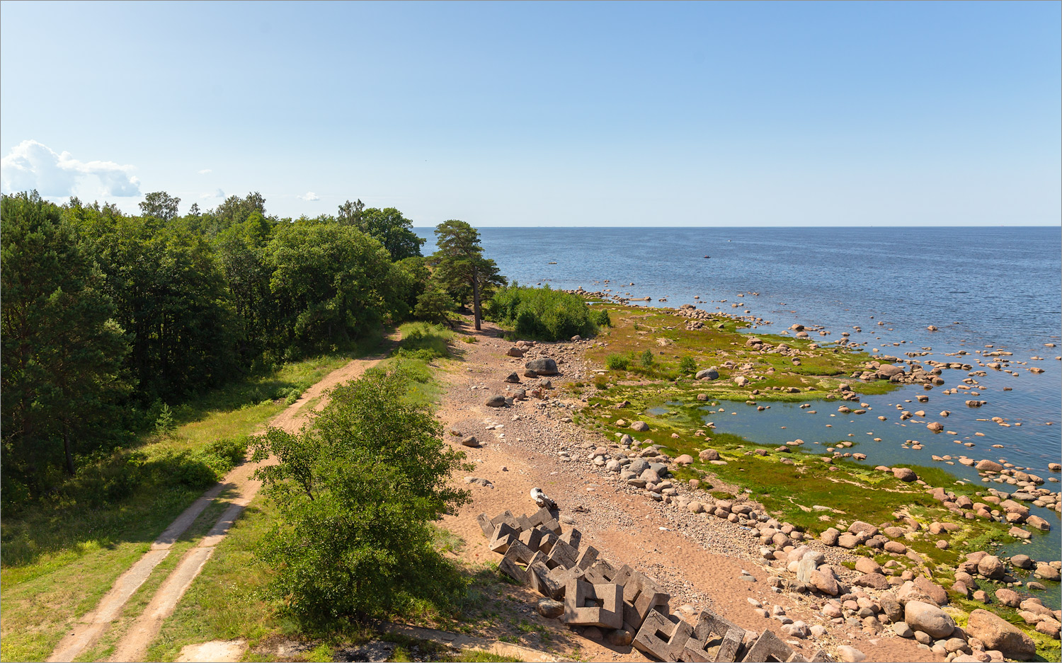 Каравалдай, image of landscape/habitat.