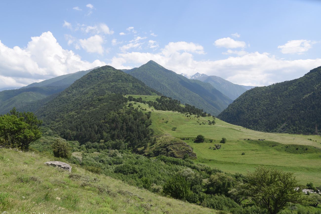 Окрестности Тхаба-Ерды, изображение ландшафта.