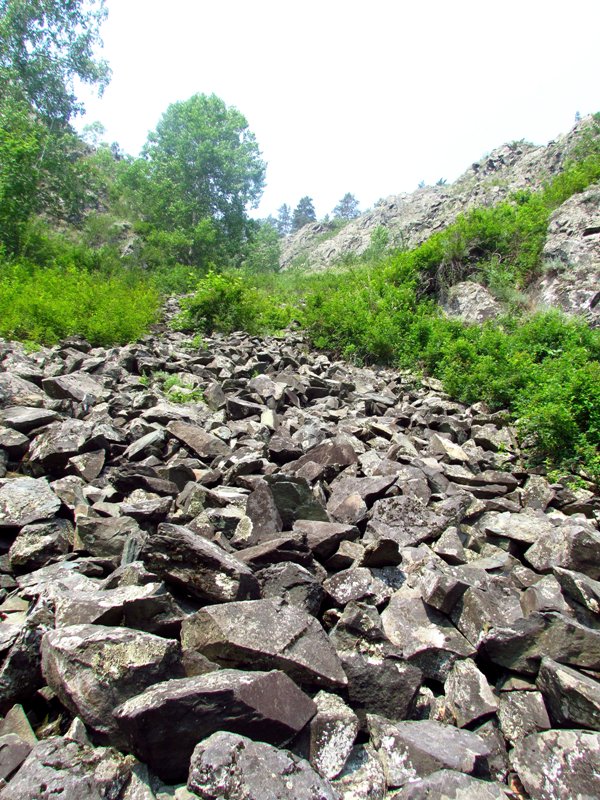 Бердские скалы, изображение ландшафта.