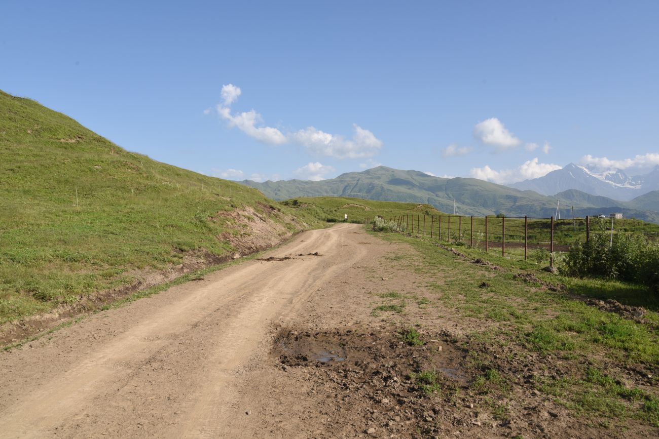 Окрестности урочища Цамадой, image of landscape/habitat.