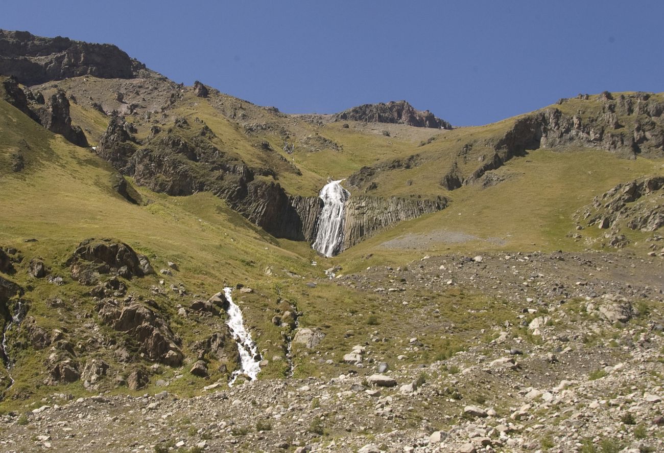 Долина реки Терскол, image of landscape/habitat.