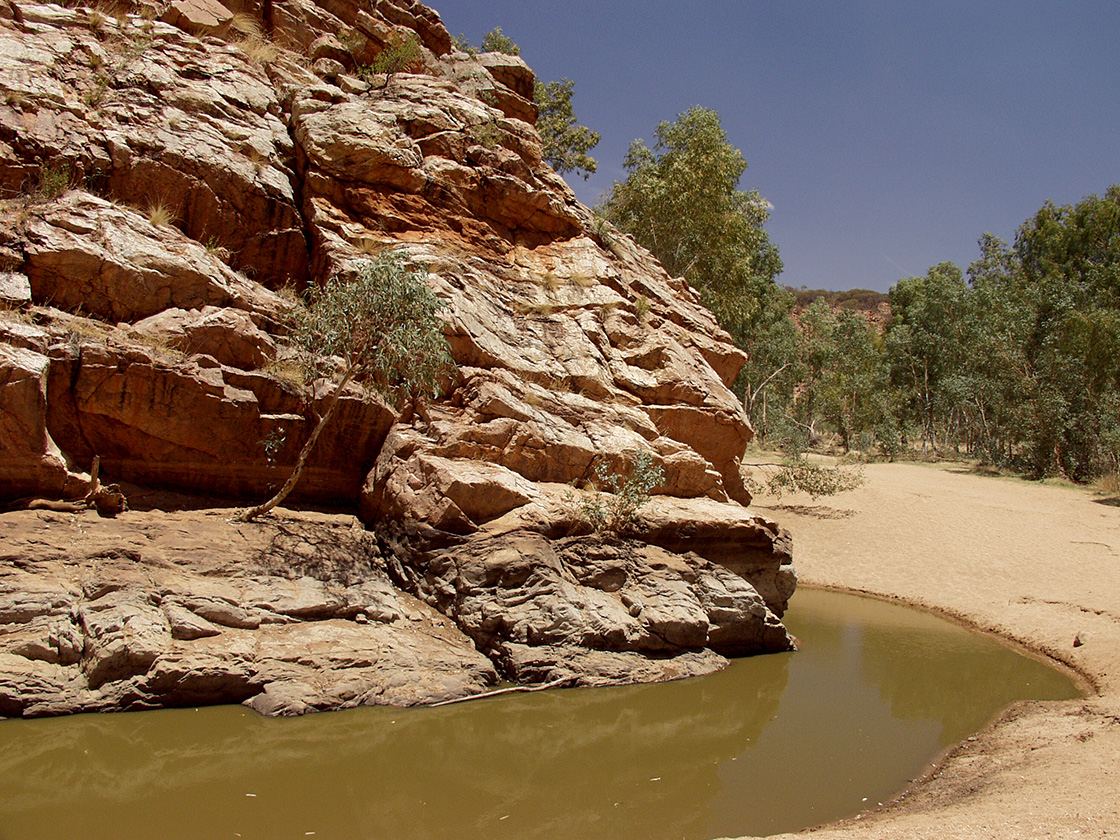 Emily and Jessie Gaps, image of landscape/habitat.