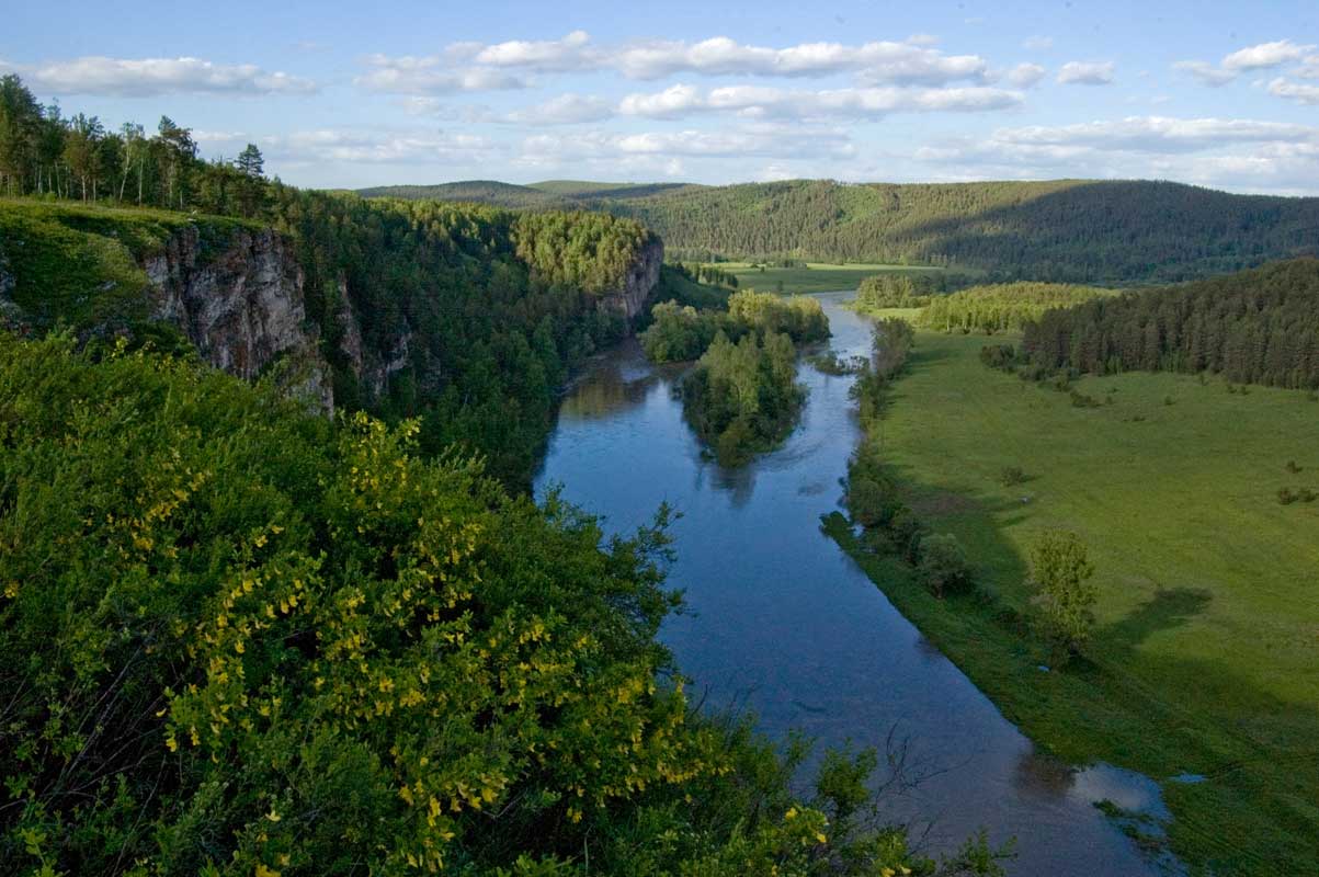 Окрестности Жеребчикова гребня, изображение ландшафта.