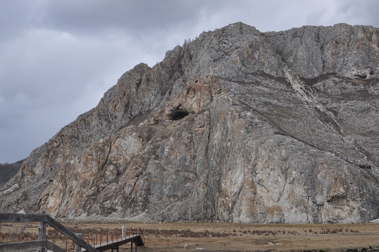 Окрестности Усть-Канской пещеры, image of landscape/habitat.