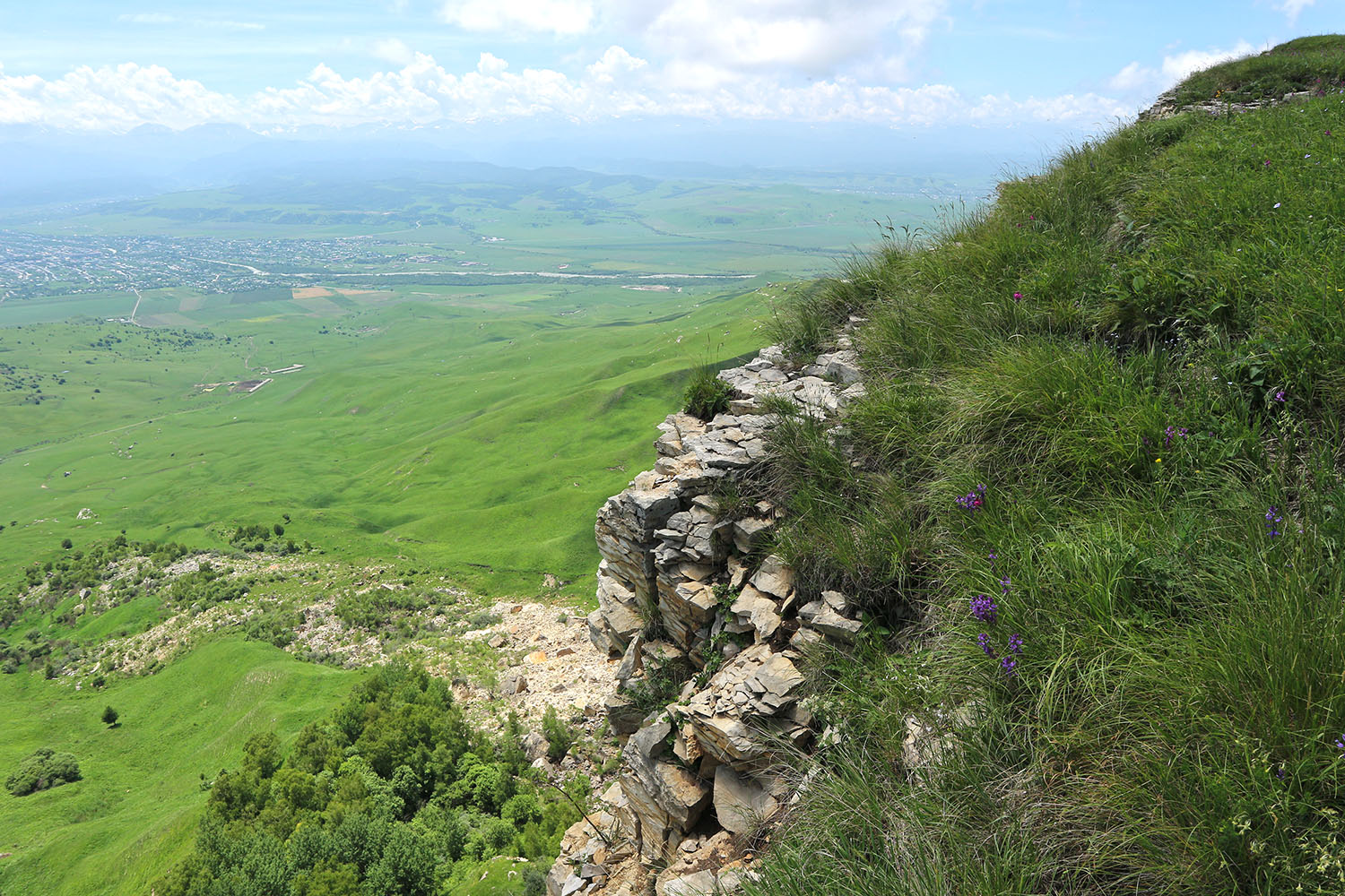 Джисса, image of landscape/habitat.