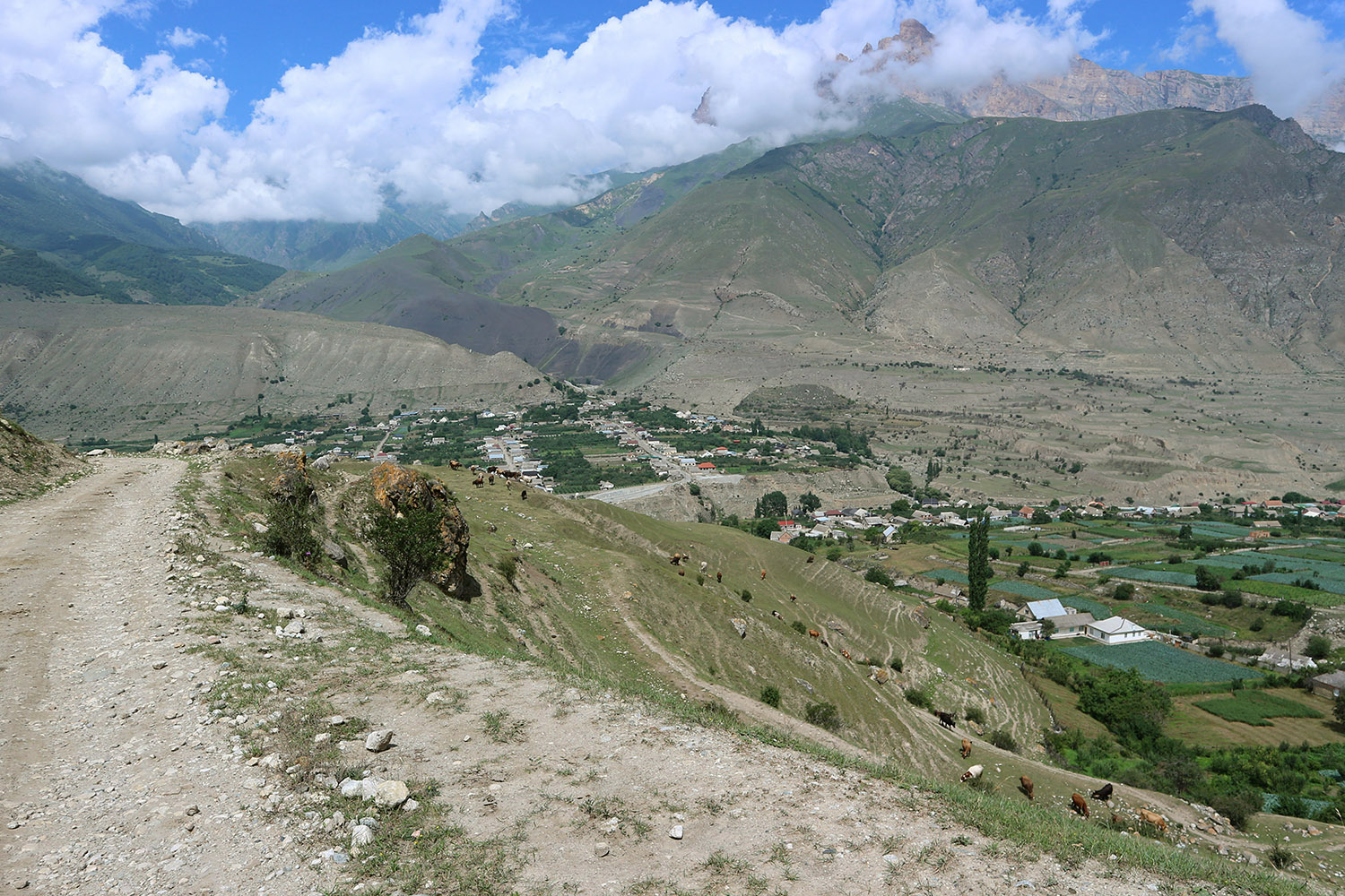 Селение Верхняя Балкария, image of landscape/habitat.