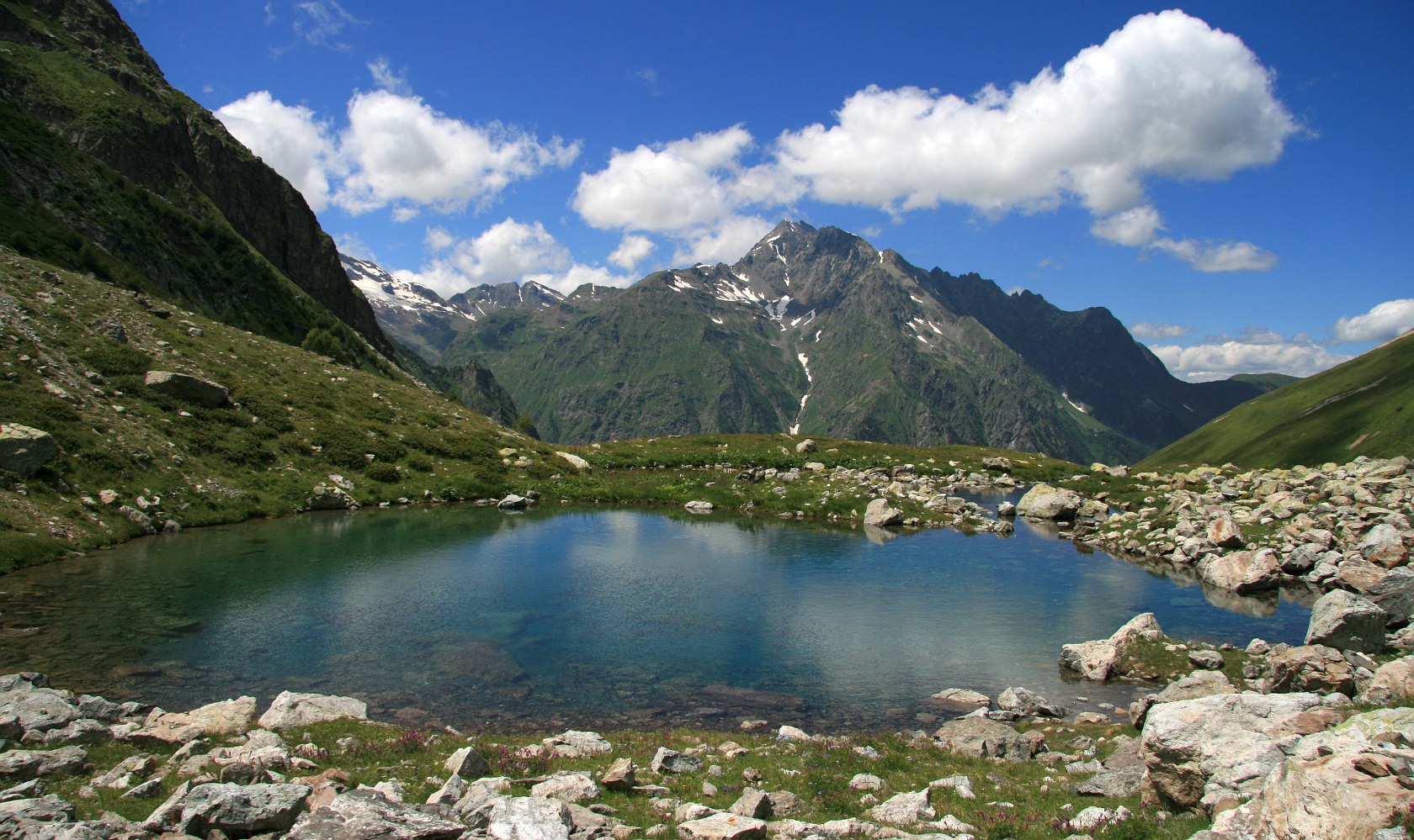 Хребет Ужум, image of landscape/habitat.