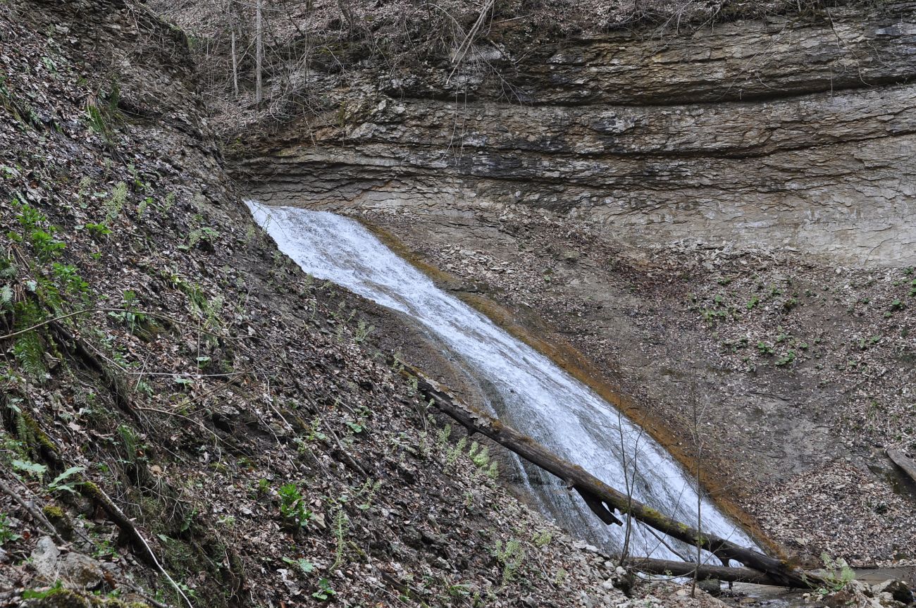 Водопад Аминовский, image of landscape/habitat.