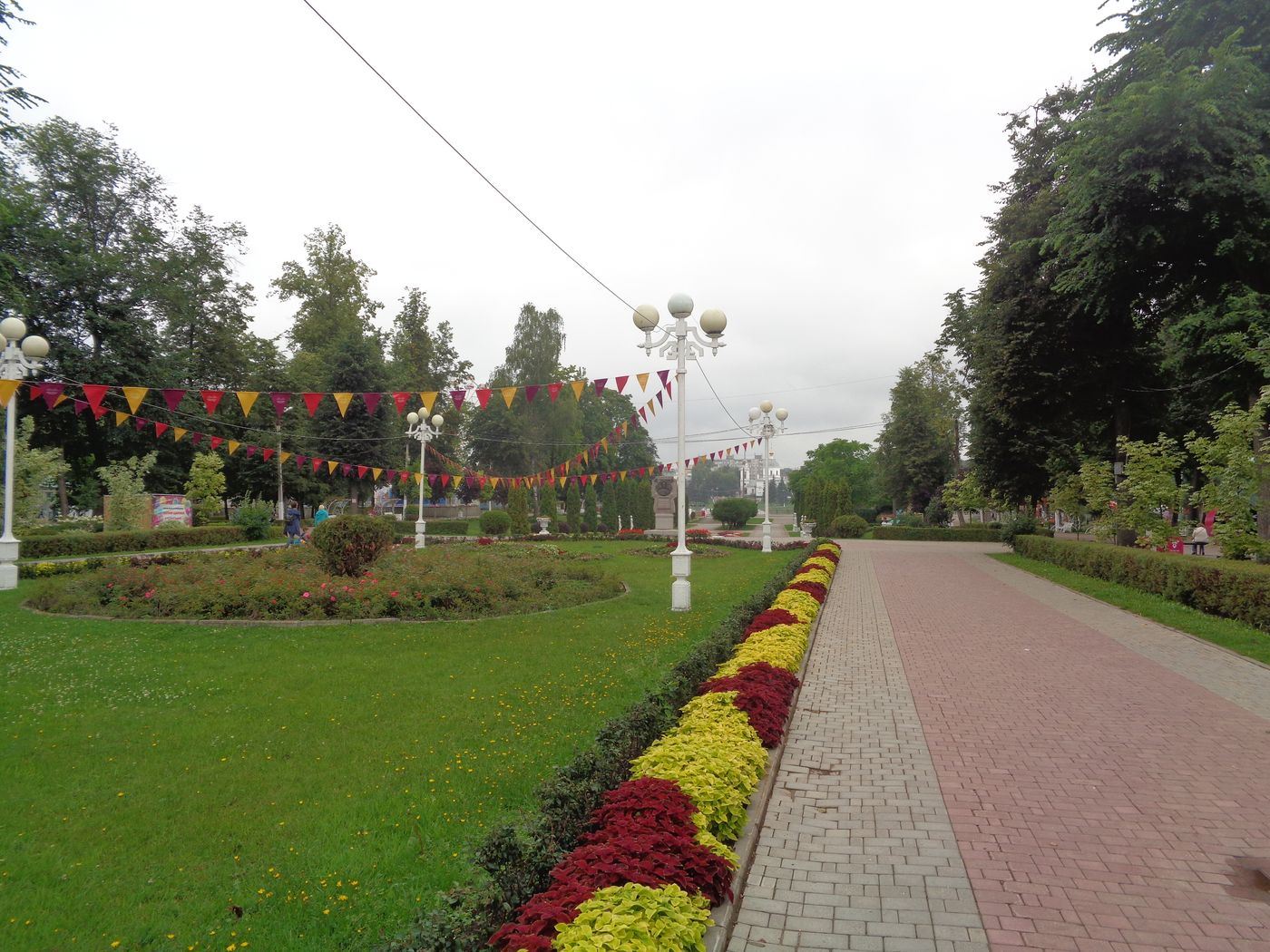 Городской сад, image of landscape/habitat.