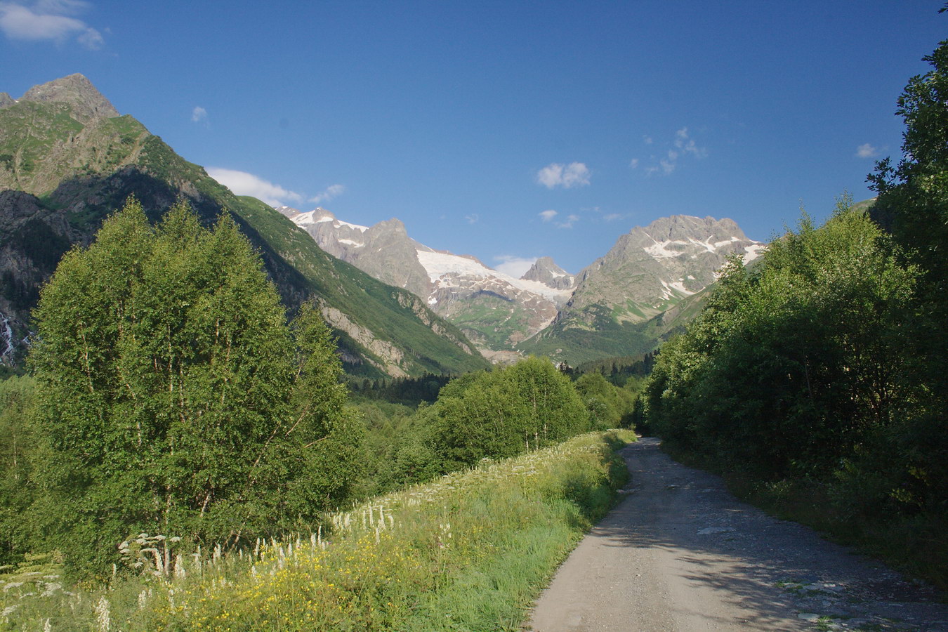 Долина реки Алибек, image of landscape/habitat.