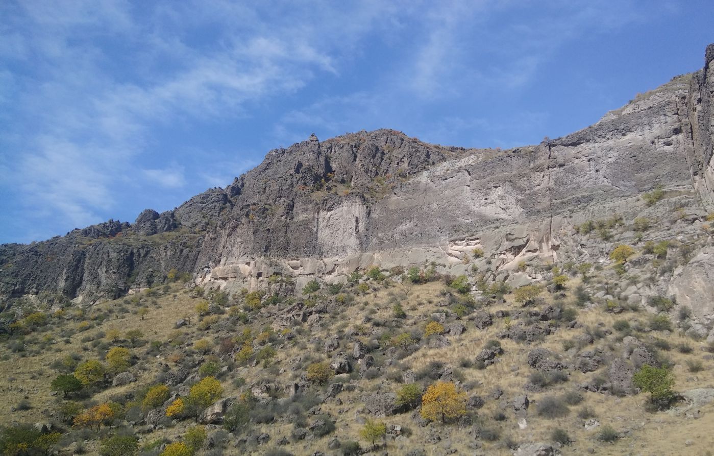 Пещерный монастырь Вардзиа, image of landscape/habitat.