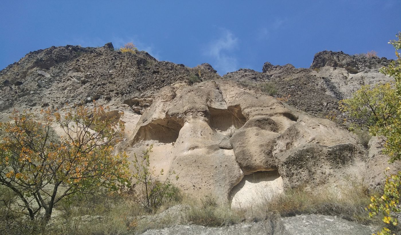 Пещерный монастырь Вардзиа, image of landscape/habitat.